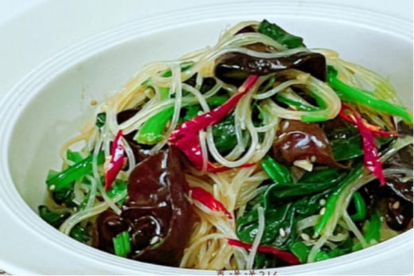 Chilled Spinach, Wood Ear & Vermicelli Salad